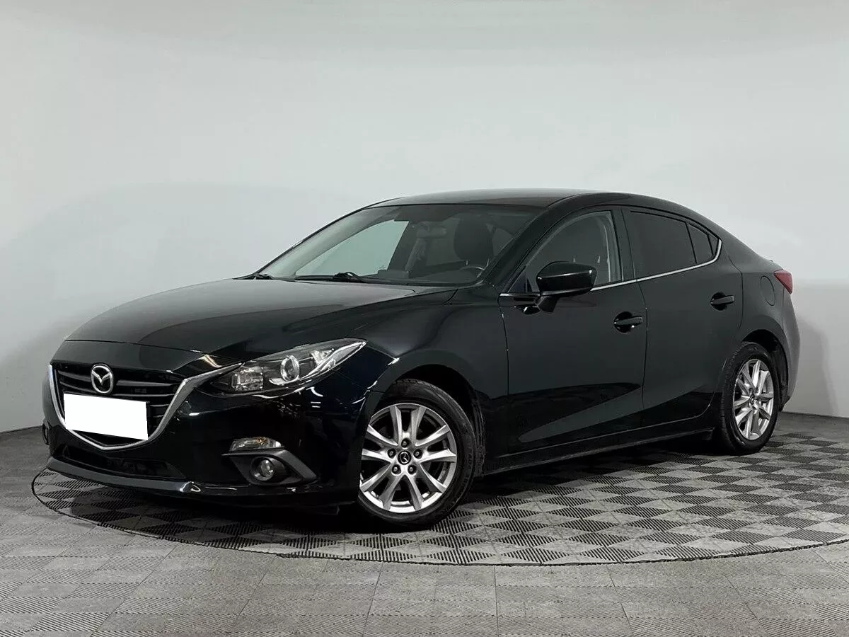 Купить Mazda 3 2015 г.в. 126500 Автоматическая Бензин/1600 см3 за 1305600  руб. скидка 326400 руб. в Кредит от 18% годовых.